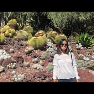 Meet your Posher, Julie